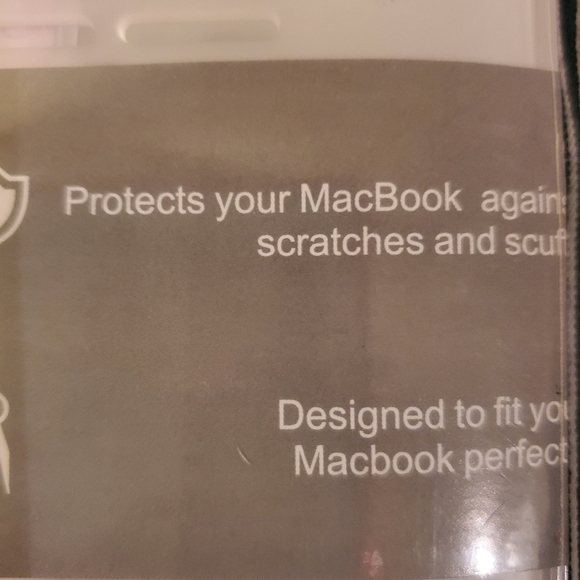 MacBook Pro 13 inch Marble Plastic Hard Shell Case - Picture 4 of 5